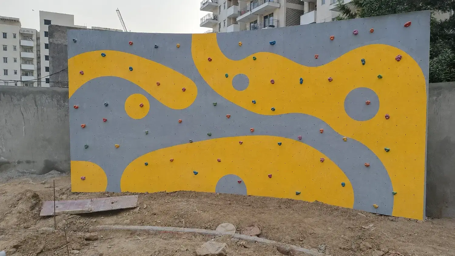 Mapsko – Curved Bouldering Wall with Imported Panels, Sector 79 Gurugram