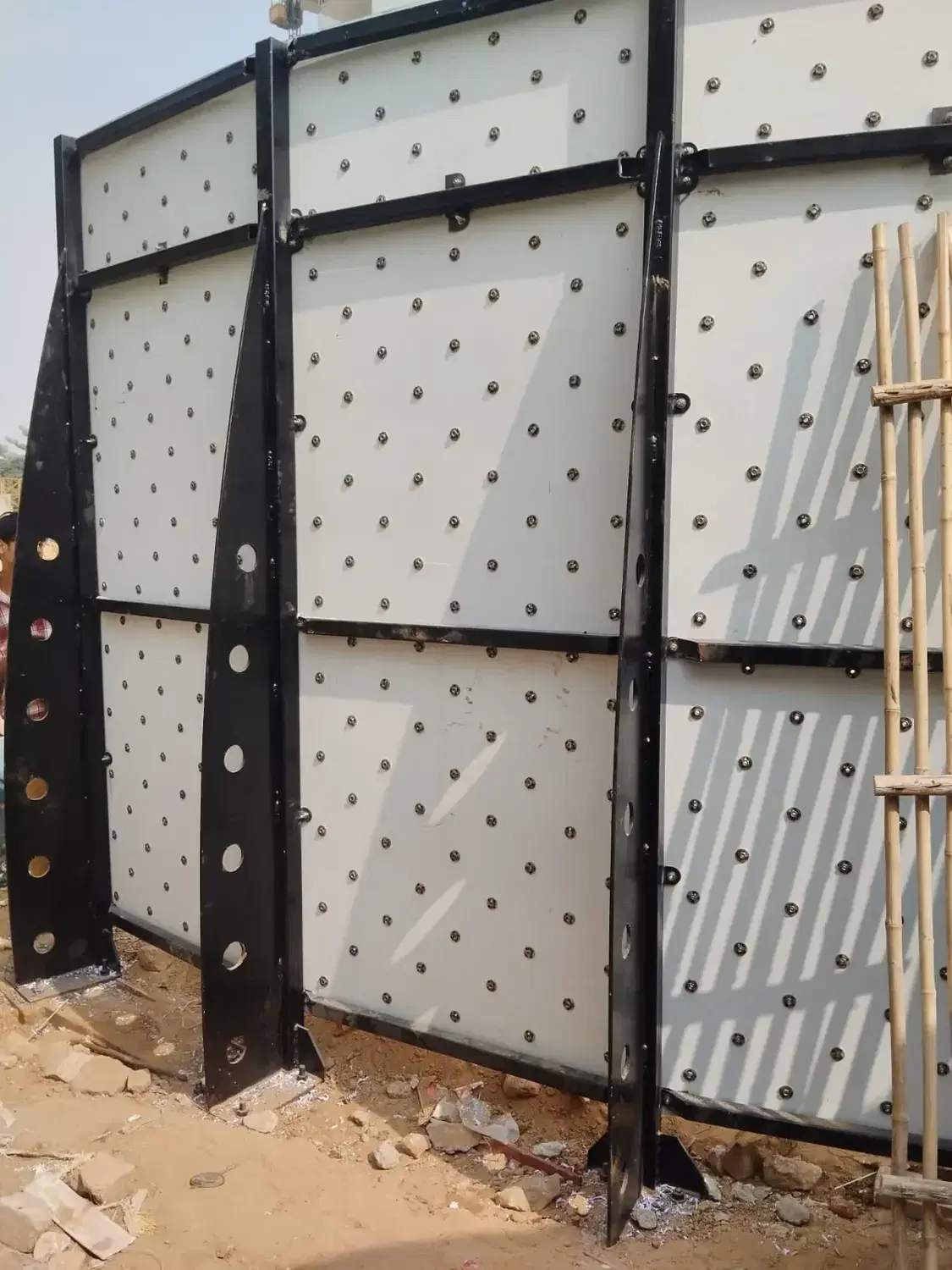 Imported climbing panels on the steel frame of the Mapsko wall