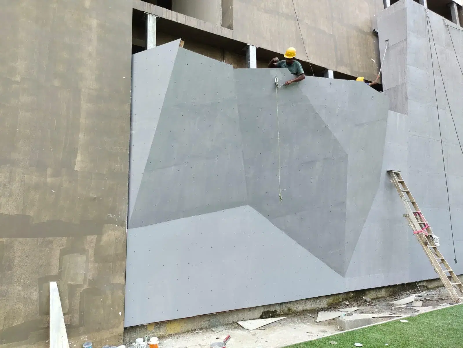 Outdoor-Climbing-Wall-Kolkata-18