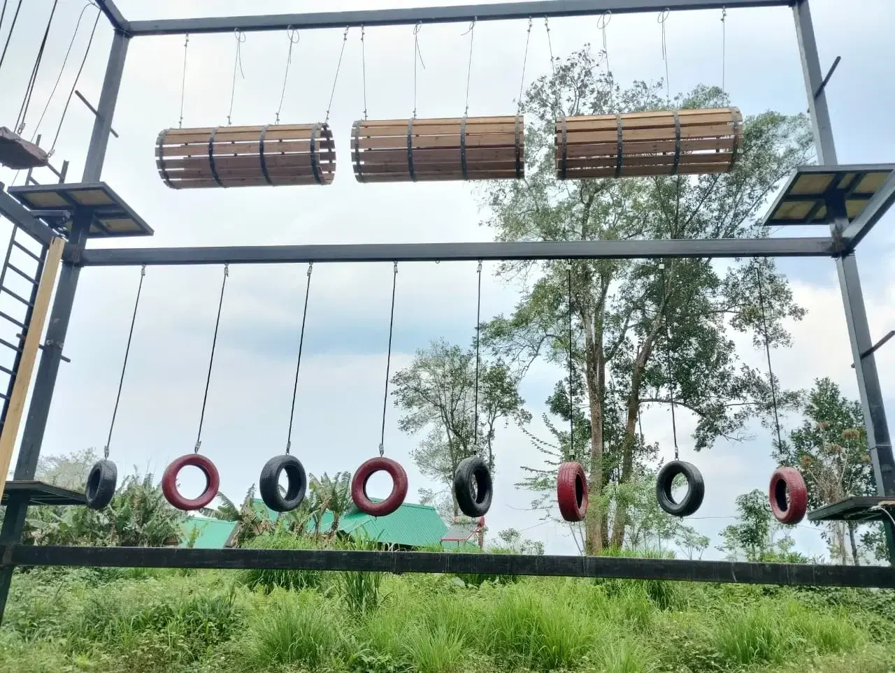 Ropes course tyre elements at Miao WRD adventure park
