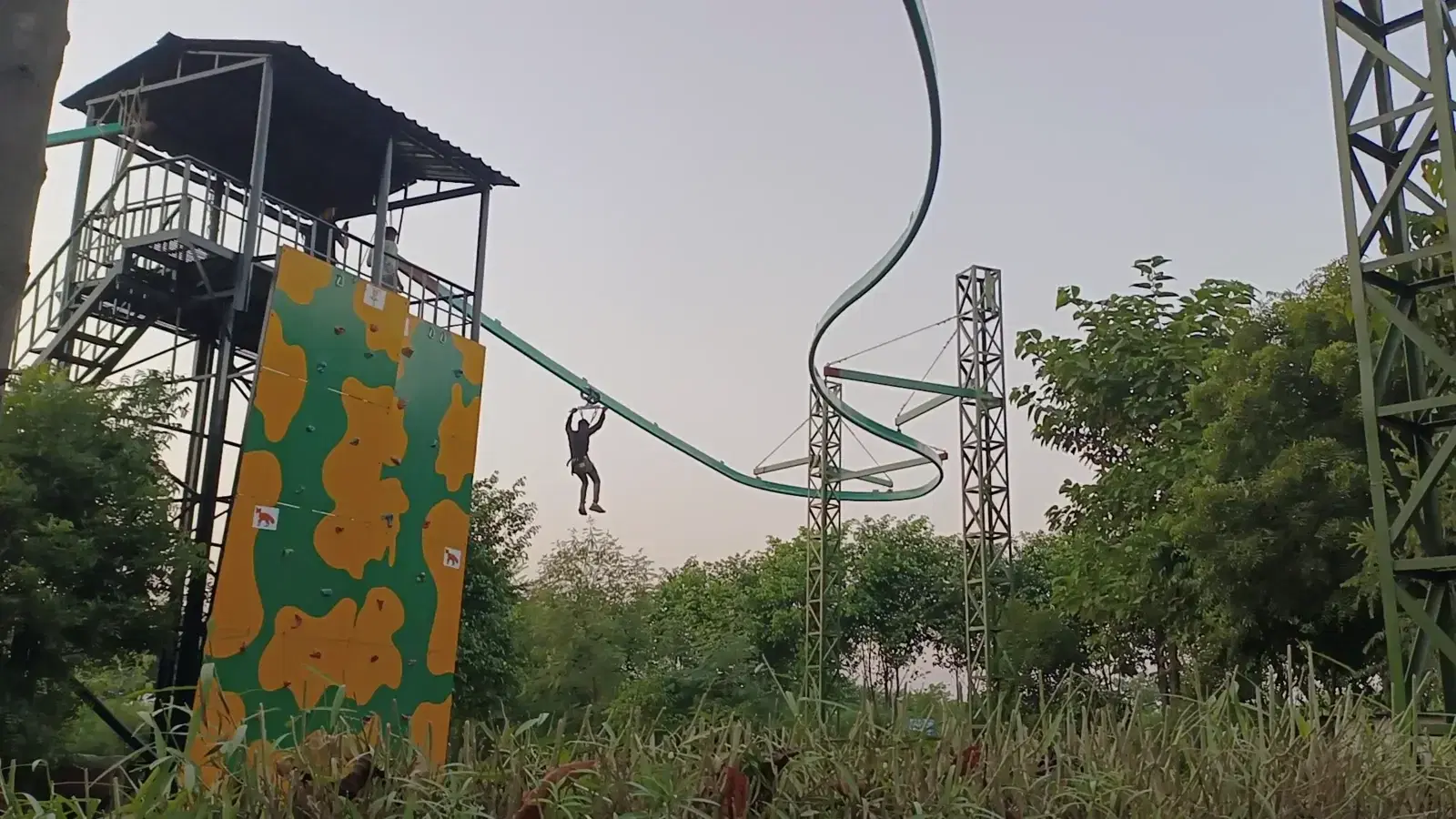 Climbing wall and roller coaster zipline rail at Great Rocksport adventure park
