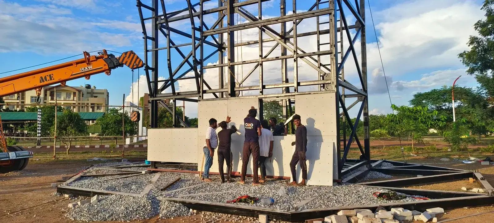 Freestanding tower structure of the ITBP climbing wall during erection