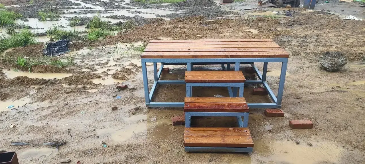 Wooden platform element on the Kashyap & Co kids course