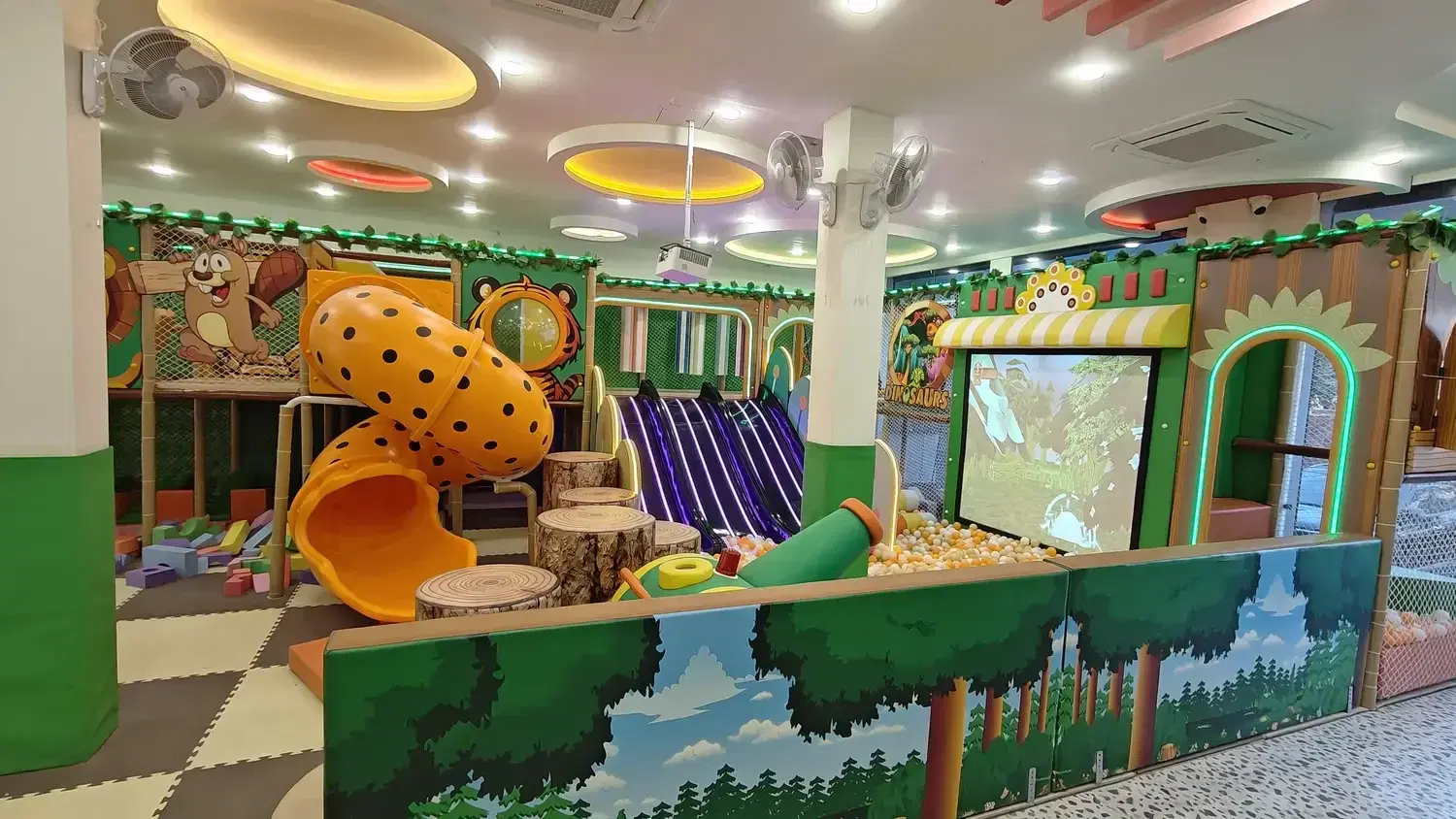 Forest-themed soft play area at Skykids, TP Nagar Meerut